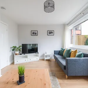 Howick House - Large 3 Bedroom House, Gosforth Holiday home